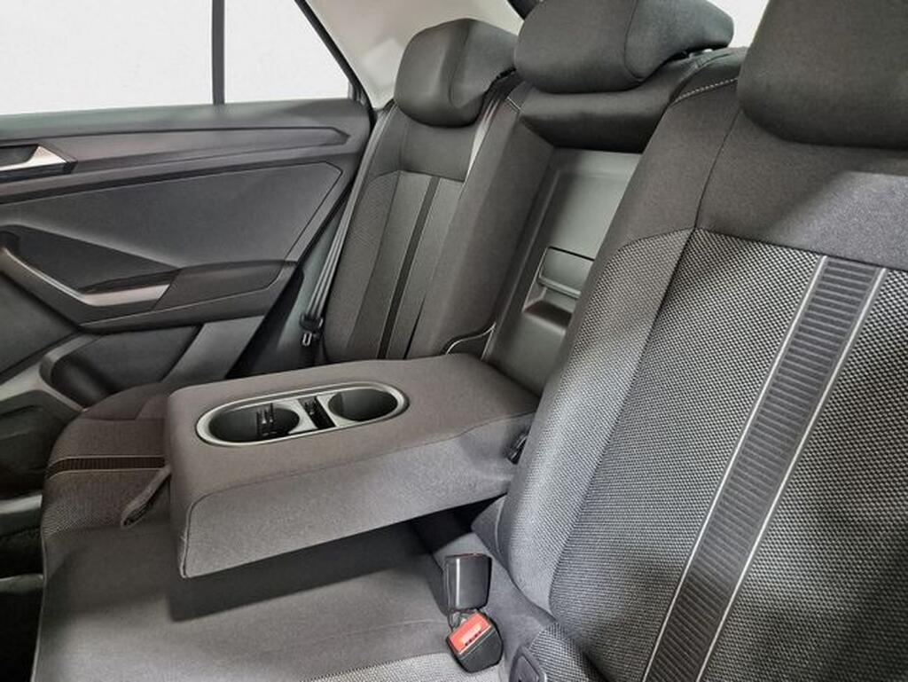 Volkswagen T-Roc Dark 2.0 TDI 110kW (150CV) 35