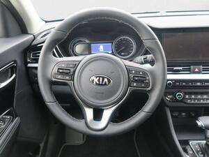 Kia Niro 1.6 GDi HEV 104kW (141CV) Drive 12