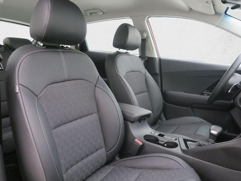 Kia Niro 1.6 GDi HEV 104kW (141CV) Drive Segunda mano