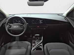 Kia Niro 1.6 GDi HEV 104kW (141CV) Concept 6