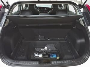 Kia Niro 1.6 GDi HEV 104kW (141CV) Concept 43