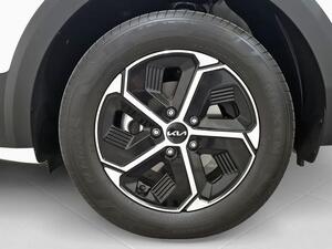 Kia Niro 1.6 GDi HEV 104kW (141CV) Concept 10