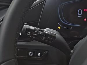 Kia Niro 1.6 GDi HEV 104kW (141CV) Concept 14