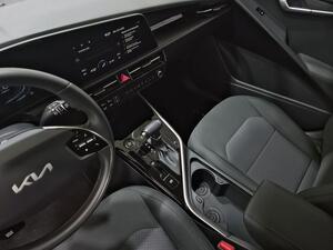 Kia Niro 1.6 GDi HEV 104kW (141CV) Concept 39