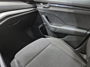 Skoda Octavia Combi Ambition 2,0 TDI 110 kW (150 CV) Manual 6 vel. 28