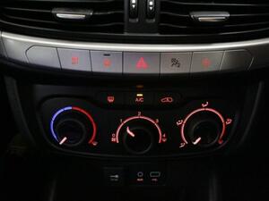 Fiat Tipo 1.4 T-Jet 16v 88kW (120CV) Lounge 15