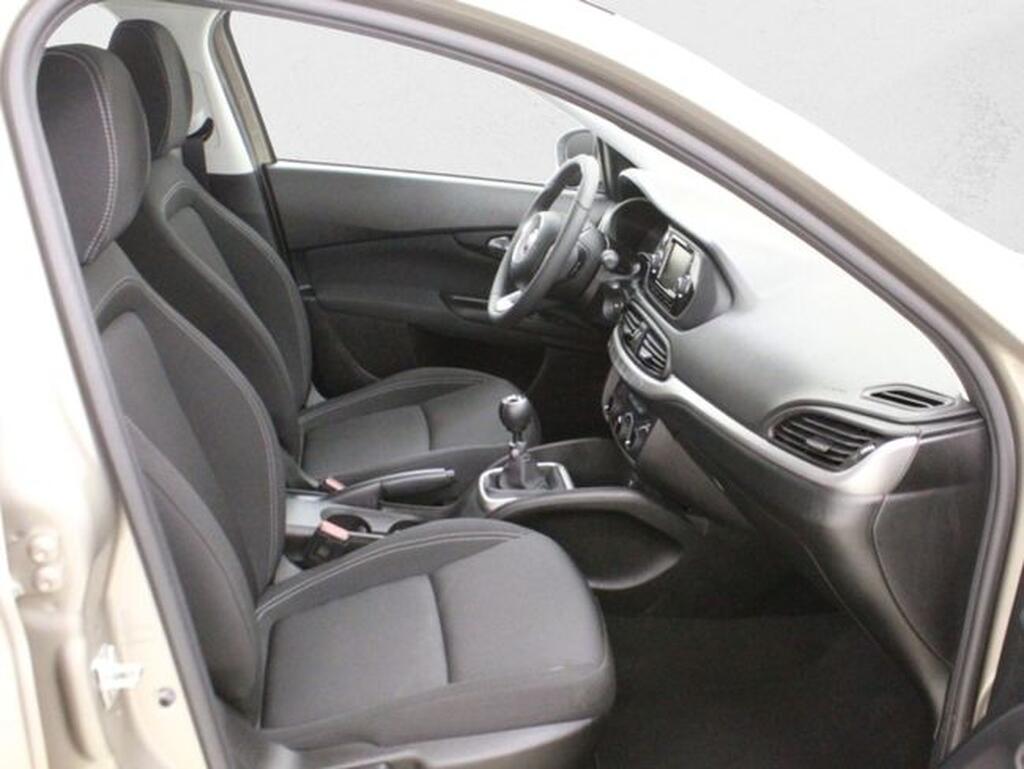 Fiat Tipo 1.4 T-Jet 16v 88kW (120CV) Lounge 7