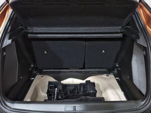 Peugeot 2008 Active Pack BlueHDI 130 S&S EAT8 30