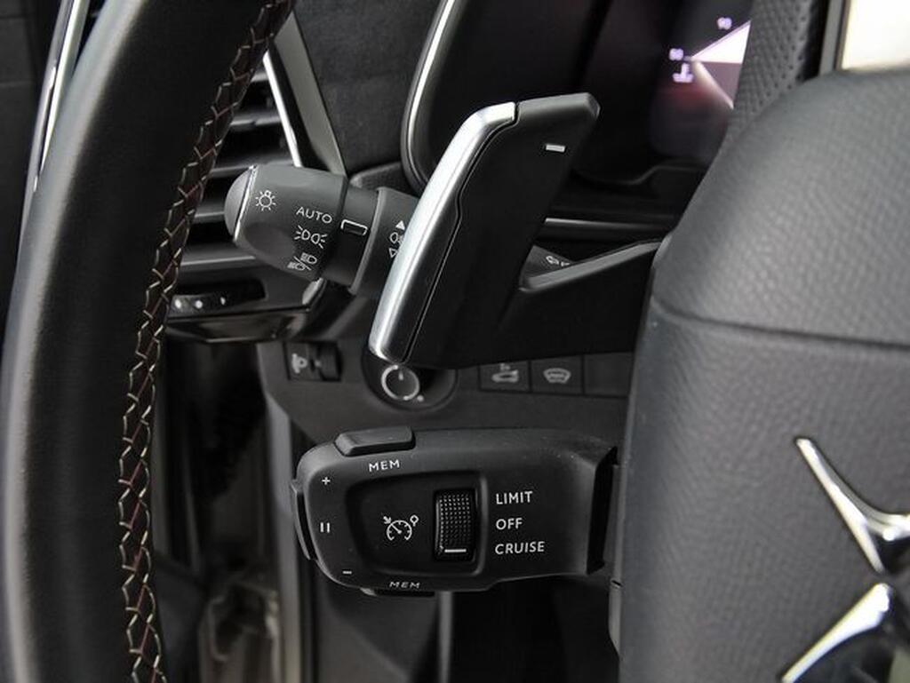 DS DS 7 1.6 E-Tense 225 PERFORMANCE LINE Auto Segunda mano
