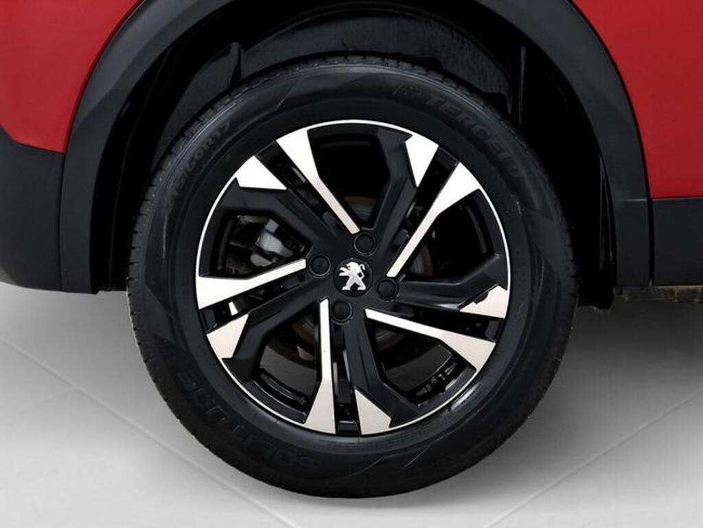 Peugeot 2008 Allure Pack Puretech 130 S&S 6 Vel. MAN Segunda mano
