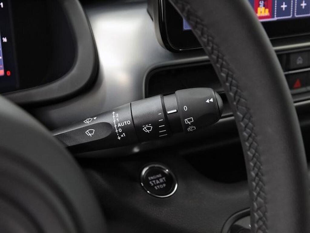 Jeep Avenger 1.2 eHybrid 74kW (100CV) Altitude Segunda mano