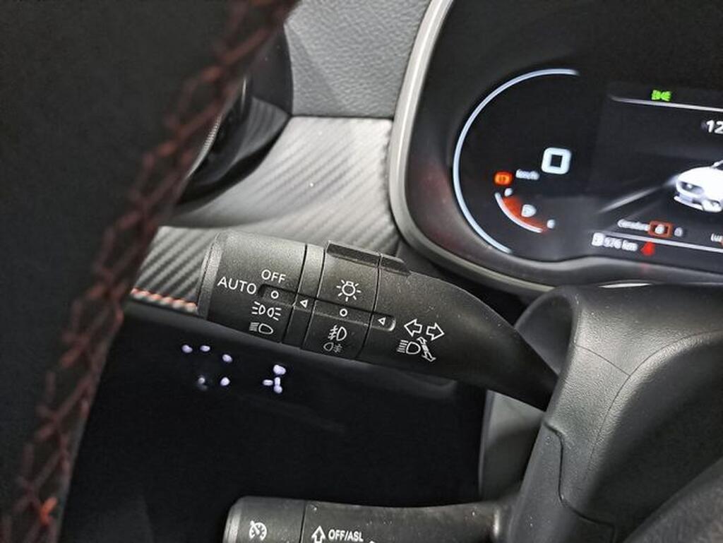 MG ZS 1.5 Luxury 16