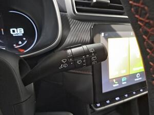 MG ZS 1.5 Luxury 18