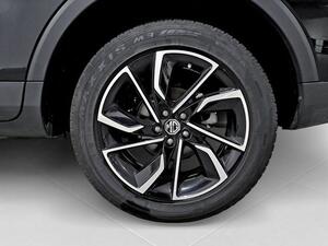 MG ZS 1.5 Luxury 10