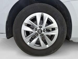 Skoda Fabia FABIA 1.0 TSI 95 SELECTION 5P (PACK CONFORT PLUS+PACK CROMO) 8