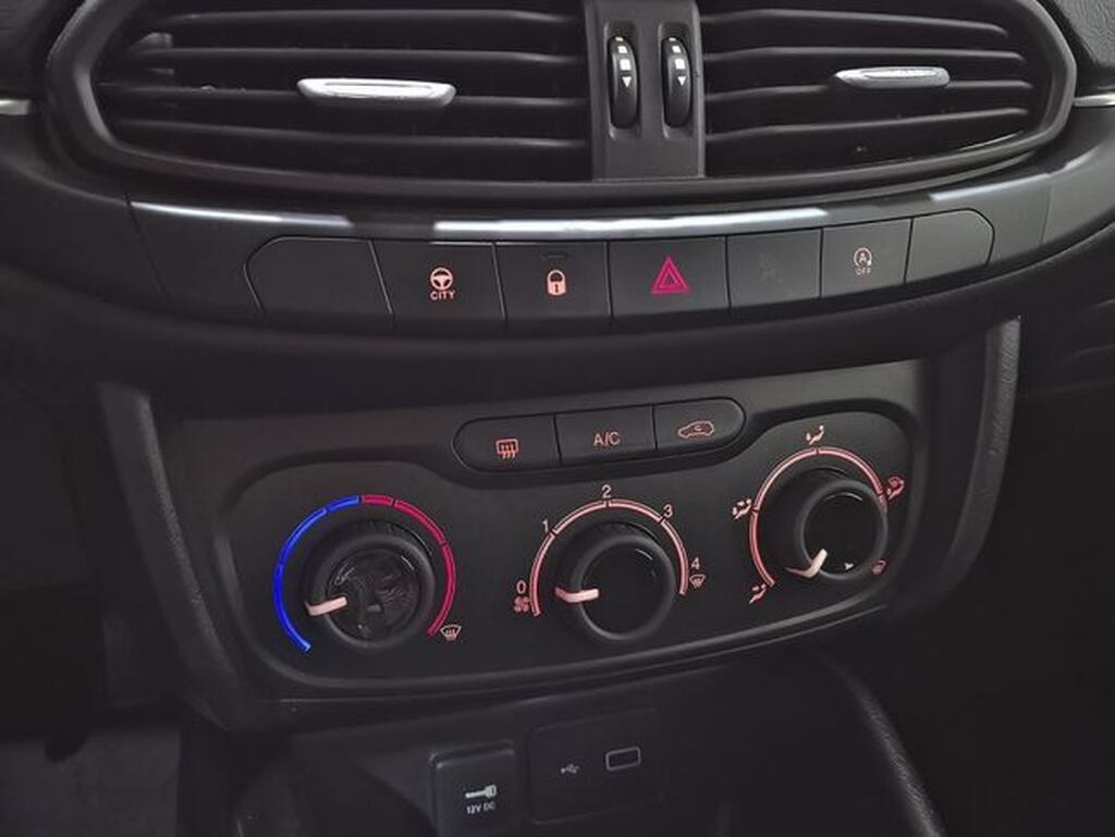 Fiat Tipo 5P 1.3 Multijet 70kW (95CV) Mirror 22