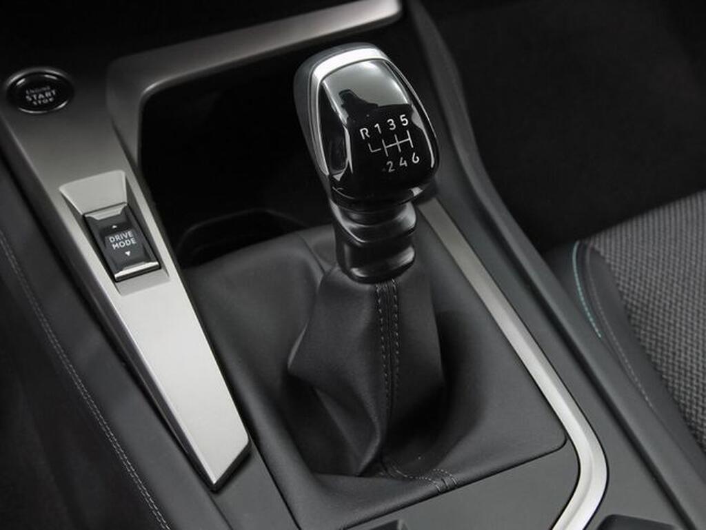 Peugeot 308 5P Allure PureTech 130 S&S MAN Segunda mano