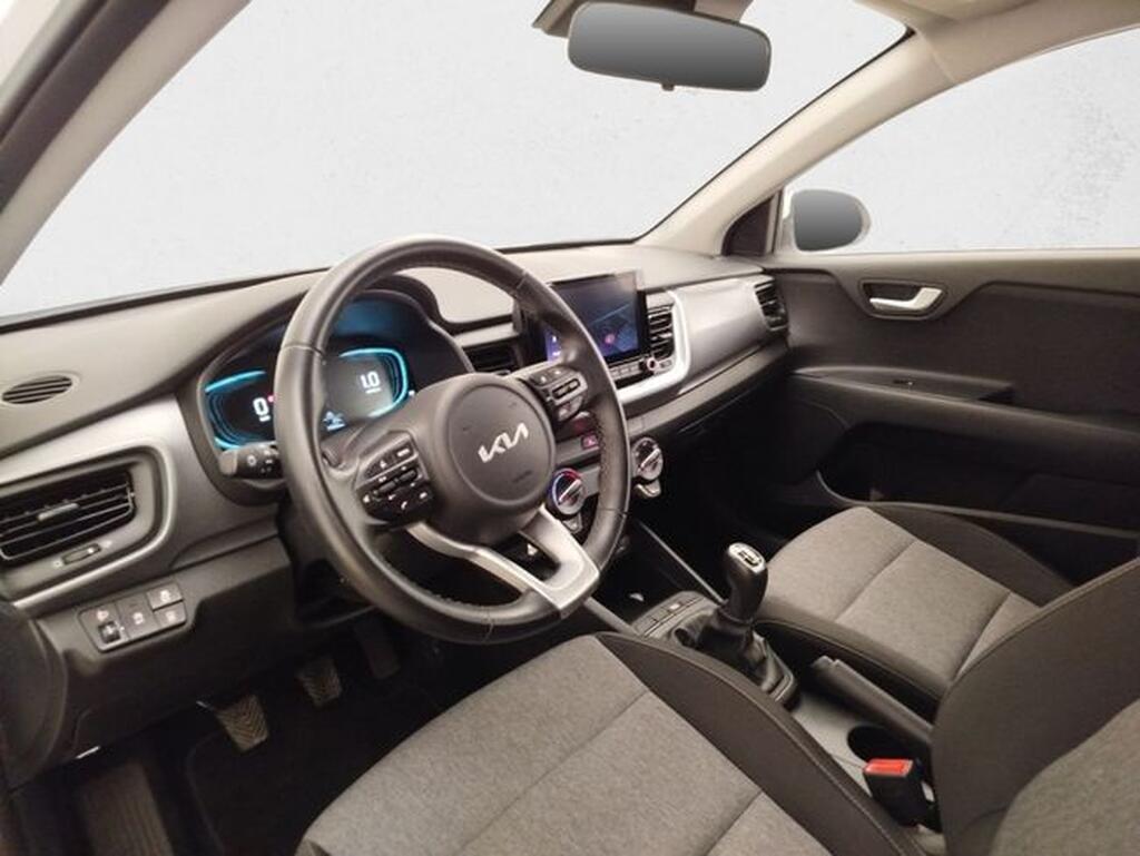 Kia Stonic 1.0 T-GDi 74kW (100CV) MHEV MT Concept 4