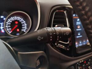 Jeep Compass 1.6 Mjet 88kW Limited 4x2 17