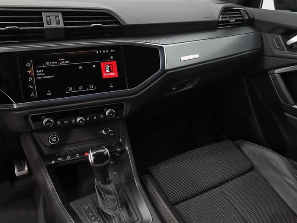 Audi Q3 Black line 35 TDI 110kW (150CV) 11