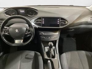Peugeot 308 5p Style BlueHDi 130 S&S 8