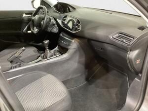 Peugeot 308 5p Style BlueHDi 130 S&S 12