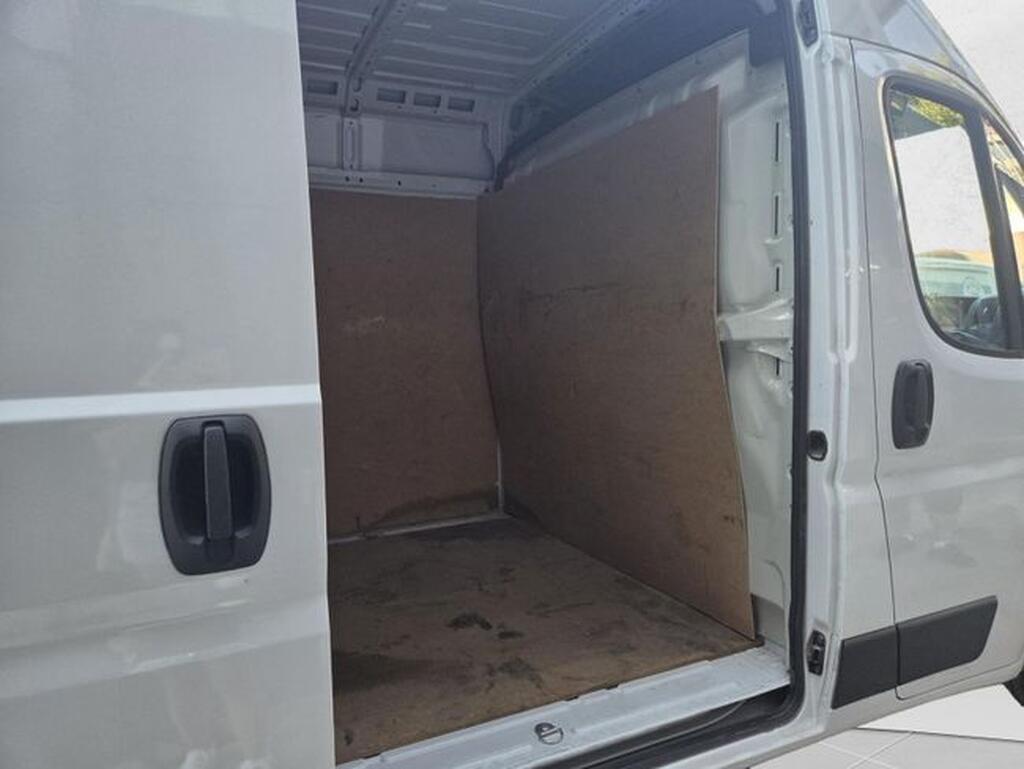 Opel Movano FG 2.2 BHDI 140 L2H2 3.5T 4P Segunda mano