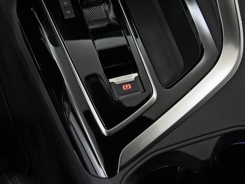 Peugeot 3008 Hybrid 1.2 100KW GT eDCS6 Segunda mano