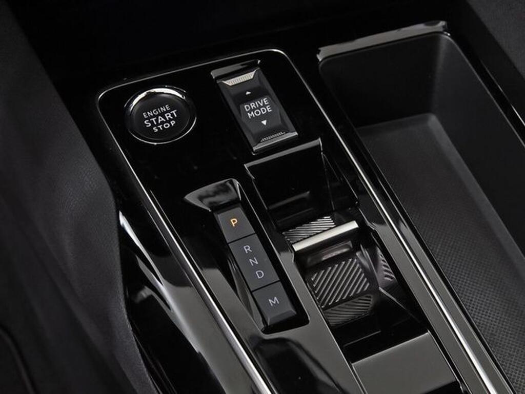 Peugeot 3008 Hybrid 1.2 100KW GT eDCS6 Segunda mano