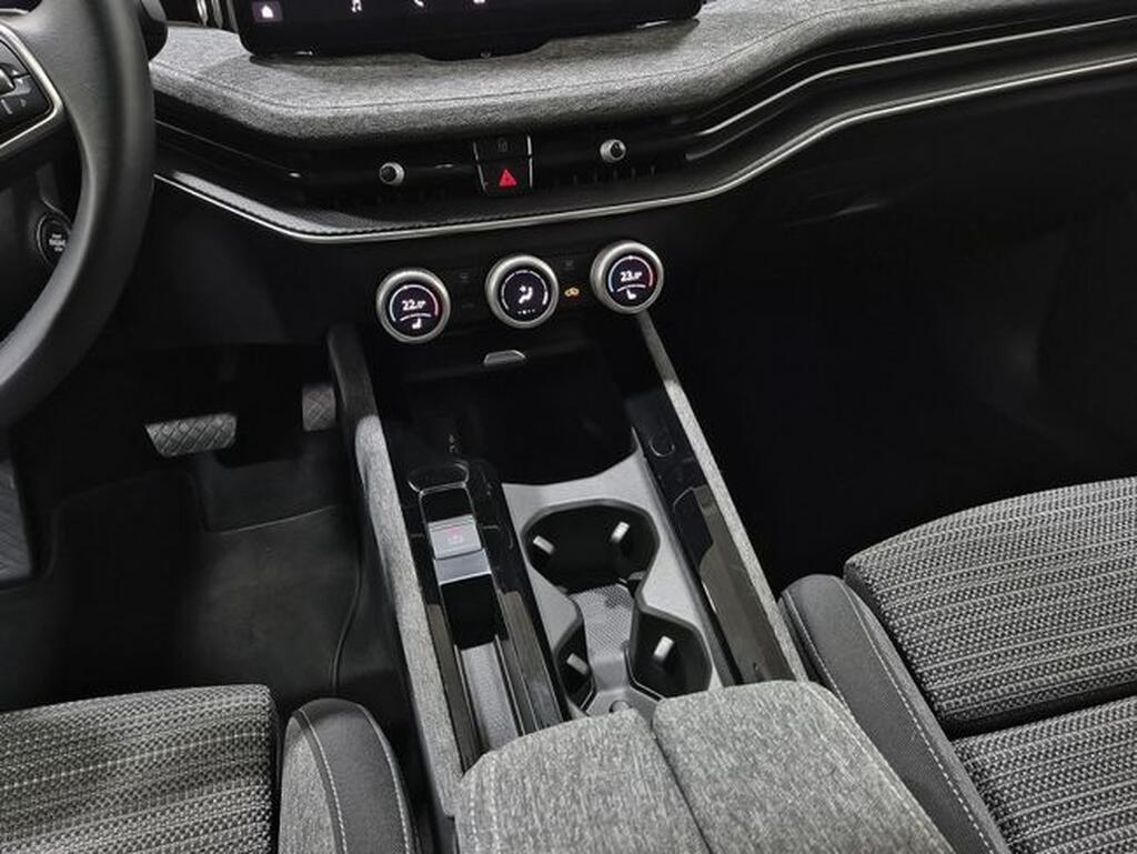Skoda Superb Combi 1.5 TSI m-HEV 110kW DSG Selection Segunda mano