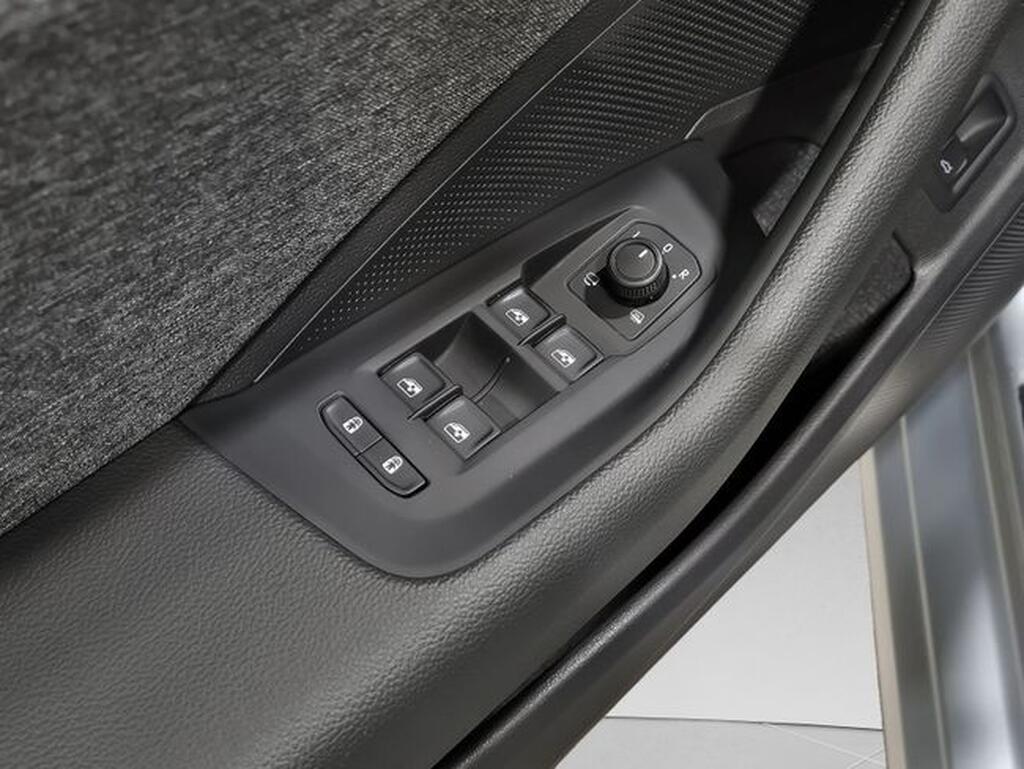 Skoda Superb Combi 1.5 TSI m-HEV 110kW DSG Selection Segunda mano