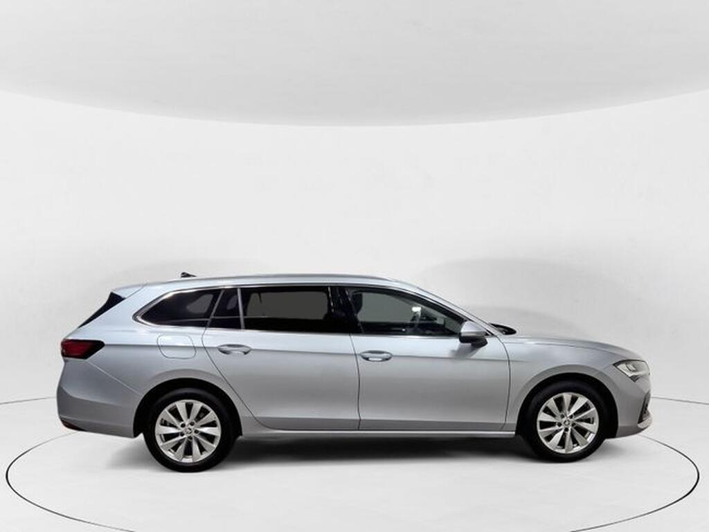 Skoda Superb Combi 1.5 TSI m-HEV 110kW DSG Selection Segunda mano