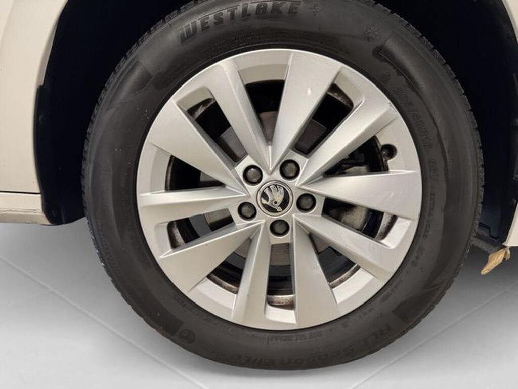 Skoda Kamiq 1.5 TSI 110kW (150CV) DSG AMBITION Segunda mano