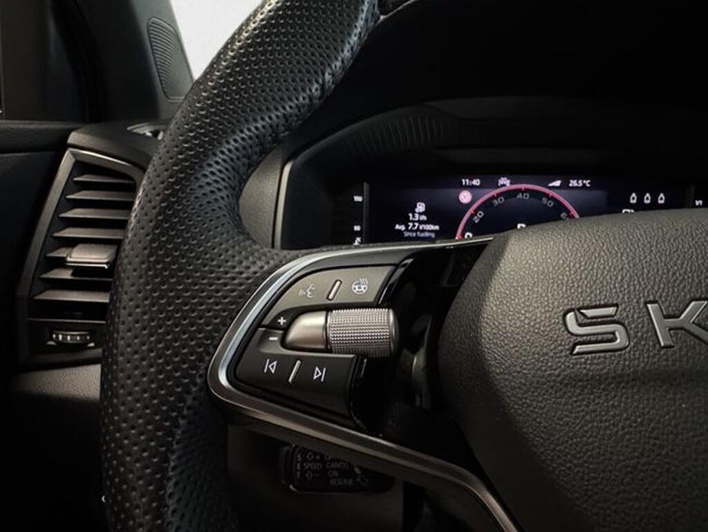 Skoda Karoq 1.5 TSI 110kW (150CV) DSG ACT Sportline Segunda mano