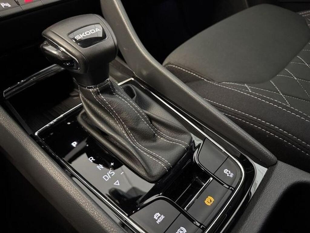 Skoda Karoq 1.5 TSI 110kW (150CV) DSG ACT Sportline Segunda mano
