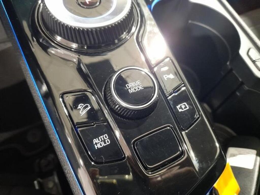 Kia Sportage 1.6 T-GDi MHEV 110kW(150CV) Tech 4x2 DCT Segunda mano