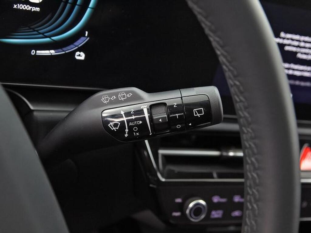 Kia Niro 1.6 GDi HEV 104kW (141CV) Drive Segunda mano