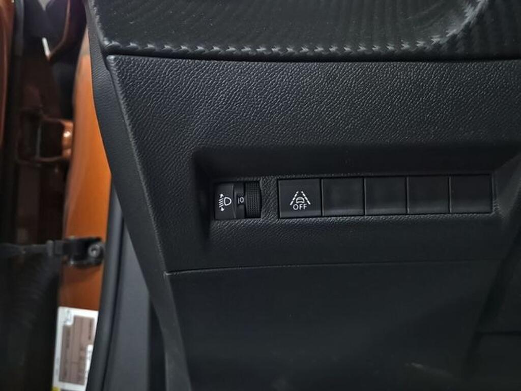 Peugeot 2008 Active Pack Puretech 100 S&S 6 Vel. MAN Segunda mano