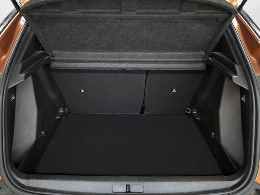 Peugeot 2008 Active Pack Puretech 100 S&S 6 Vel. MAN Segunda mano