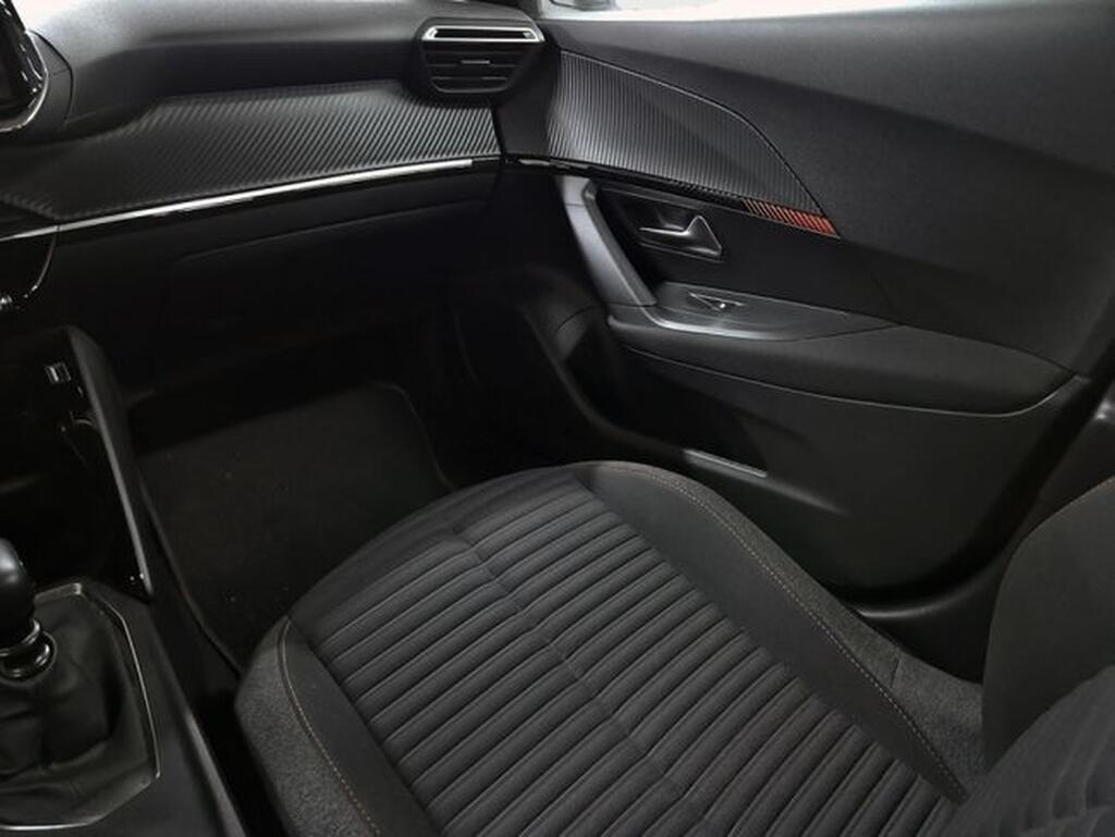 Peugeot 2008 Active Pack Puretech 100 S&S 6 Vel. MAN Segunda mano