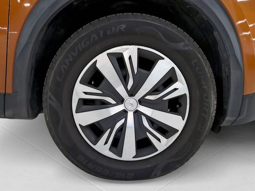 Peugeot 2008 Active Pack Puretech 100 S&S 6 Vel. MAN Segunda mano