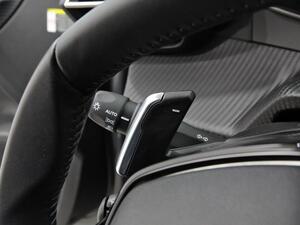 Peugeot 2008 N2008 Allure Hybrid 136 eDCS6 15