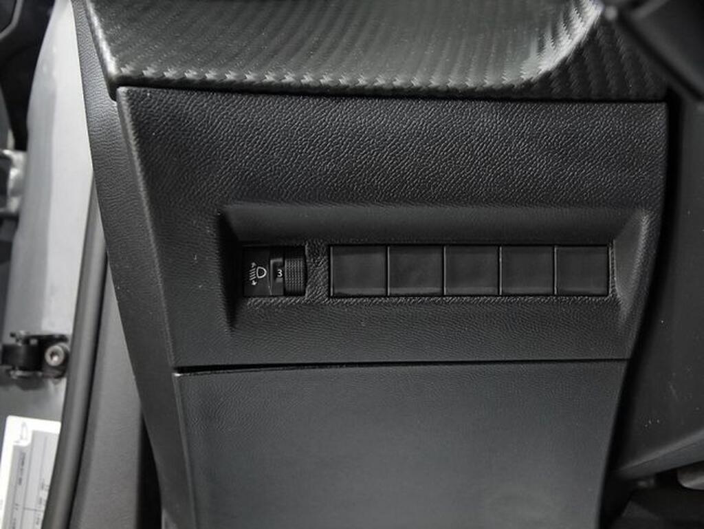 Peugeot 2008 N2008 Allure Hybrid 136 eDCS6 Segunda mano