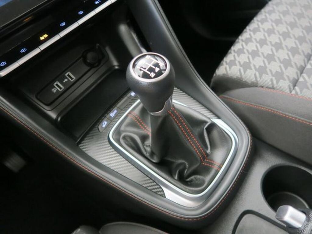 MG ZS 1.5 Comfort 14