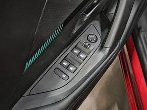 Peugeot 2008 Allure Pack Puretech 130 S&S EAT8 11