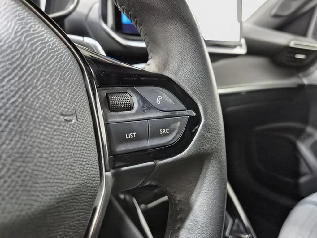 Peugeot 2008 Allure Pack Puretech 130 S&S EAT8 Segunda mano