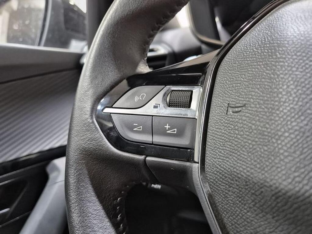 Peugeot 2008 Allure Pack Puretech 130 S&S EAT8 Segunda mano