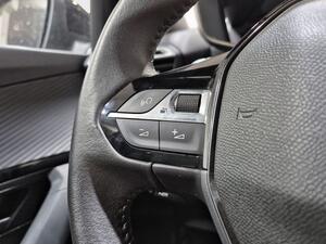 Peugeot 2008 Allure Pack Puretech 130 S&S EAT8 18