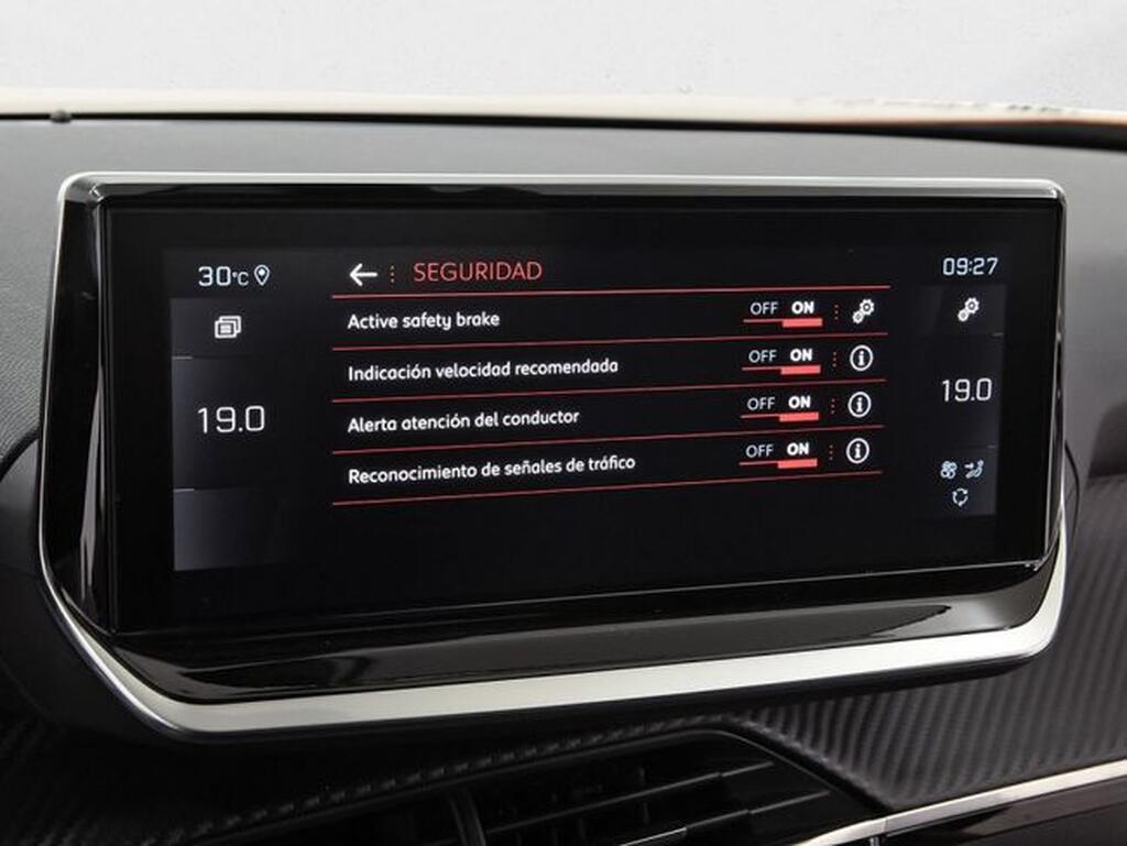Peugeot 2008 Allure Pack BlueHDI 81kW (110CV) Segunda mano