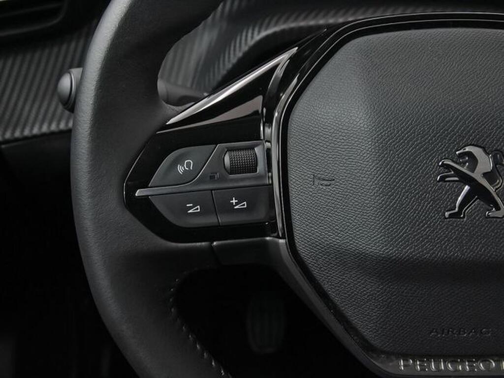 Peugeot 2008 Allure Pack BlueHDI 81kW (110CV) Segunda mano